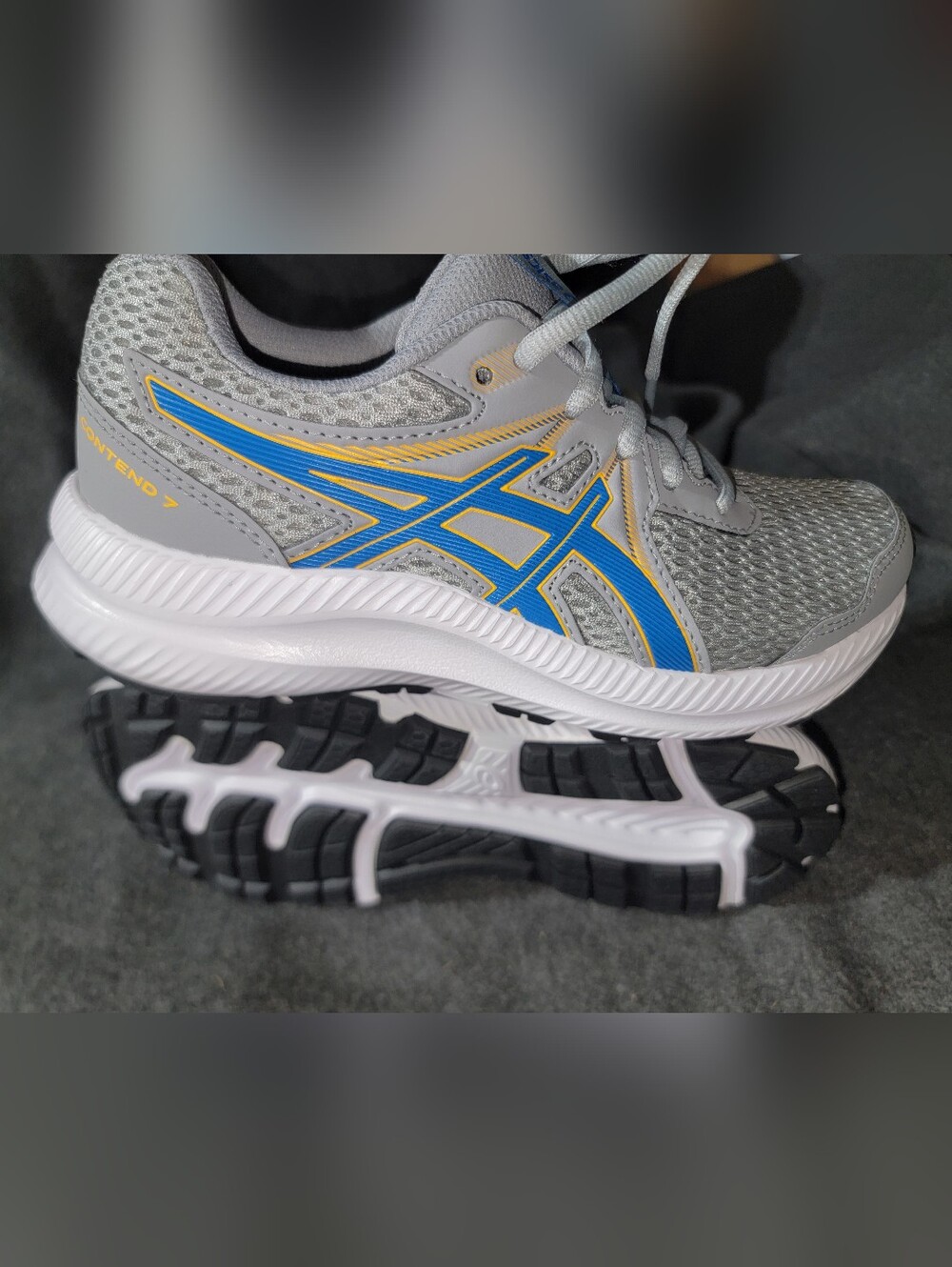 ASICS Contend 7 kids' running shoes
